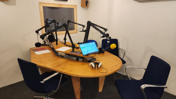 Le nouveau studio de Radio Oloron, à La Friche - Oloron-Sainte-Marie